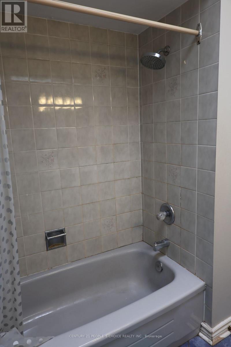 22 Novella Place, Brampton, ON photo 25