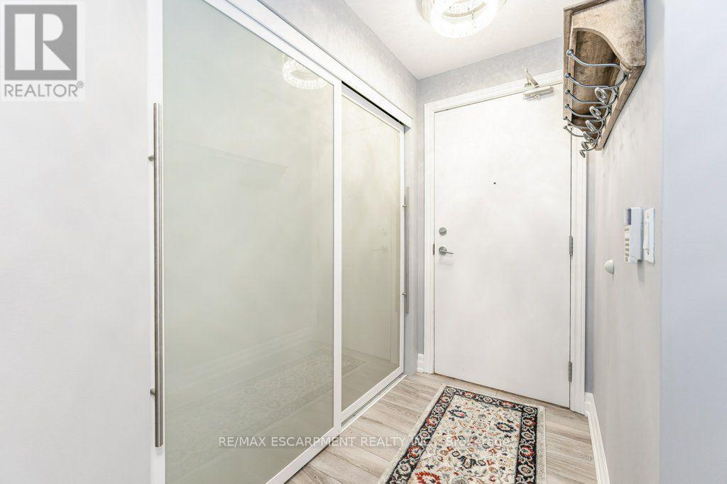 #209 2391 CENTRAL PARK DRIVE - 5