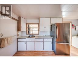 526 8th Avenue, Castlegar, BC V1N1N6 Photo 7
