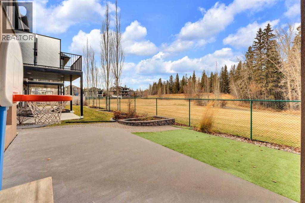 38 Grove Close - 43