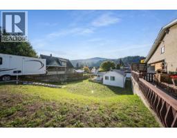 526 8th Avenue, Castlegar, BC V1N1N6 Photo 20