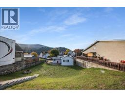 526 8th Avenue, Castlegar, BC V1N1N6 Photo 25