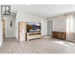 3pc Bathroom - 9822 80 Avenue, Grande Prairie, AB T8V3S5 Photo 7