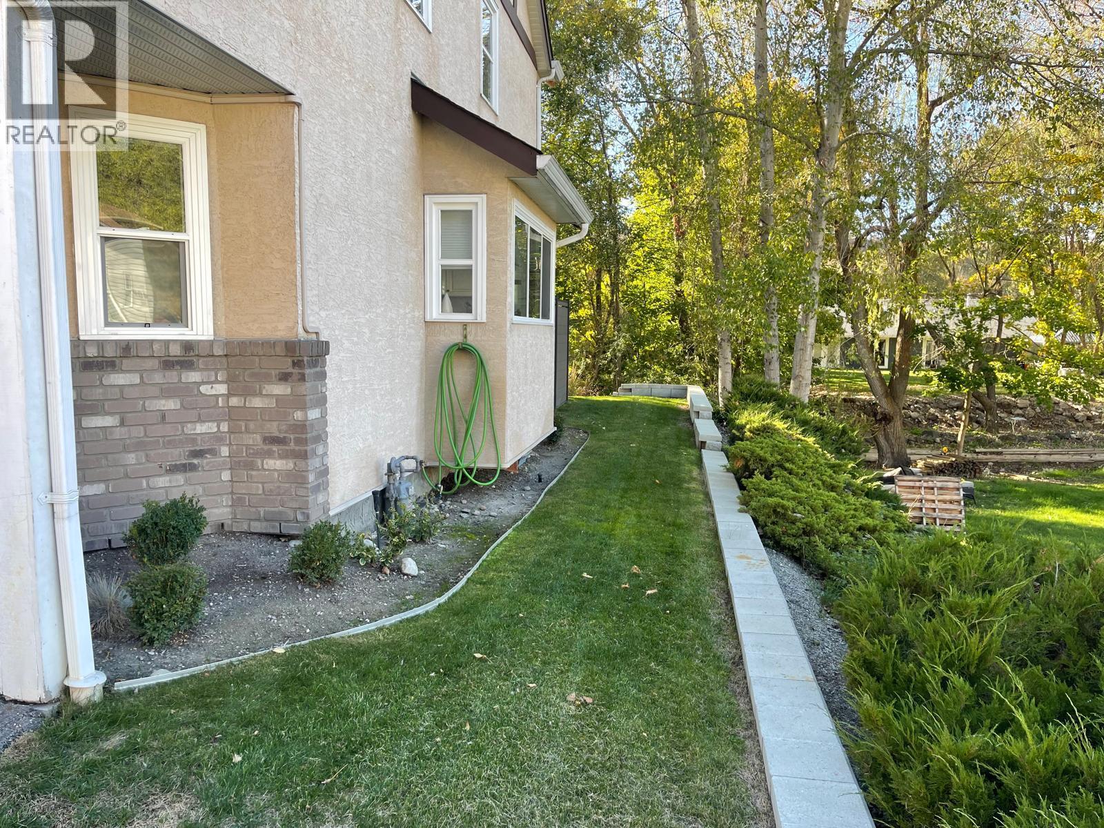 3 Bed, 2 Bath Apartment for Sale in Vernon – 401 Browne Road Unit# 11, Vernon - Image 6