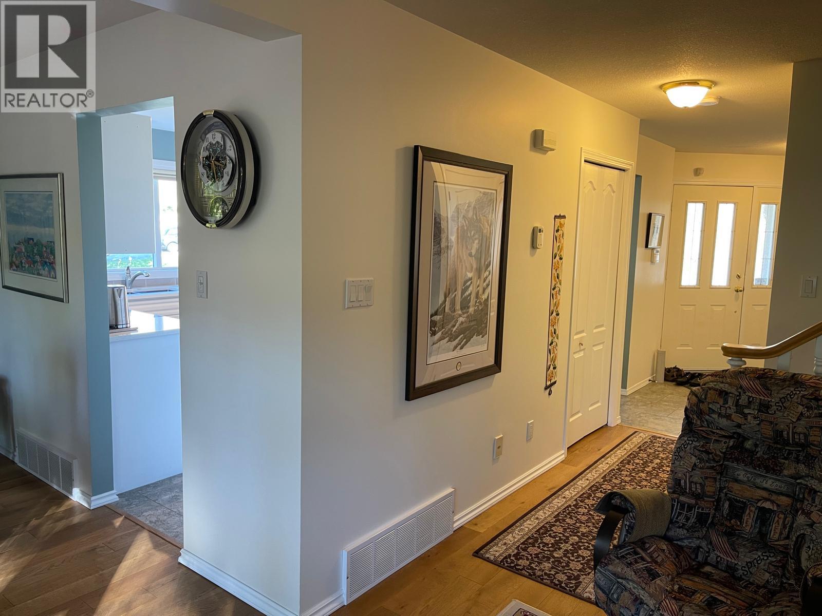 3 Bed, 2 Bath Apartment for Sale in Vernon – 401 Browne Road Unit# 11, Vernon - Image 23