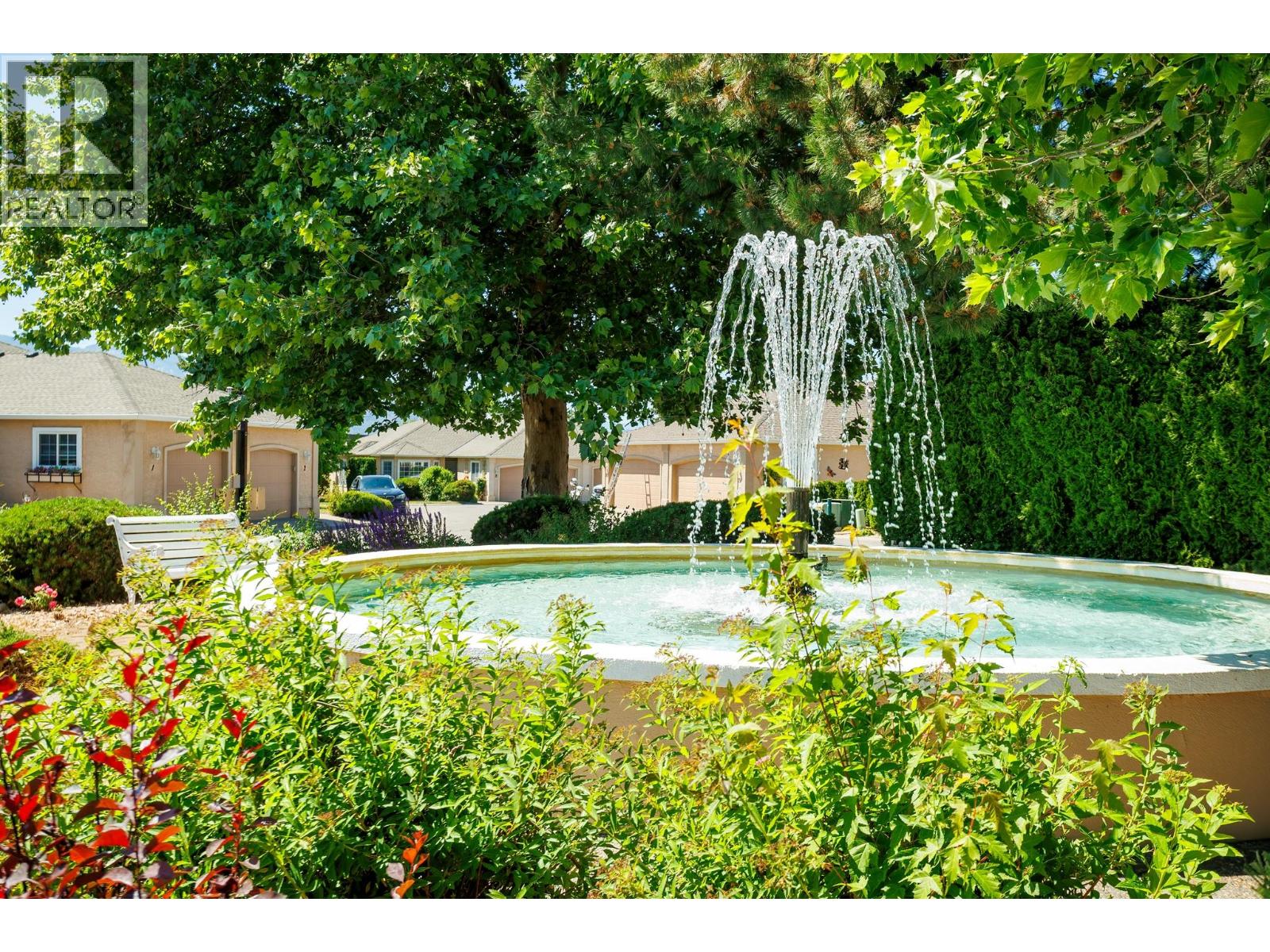 101 2250 Louie Drive, Westbank