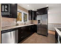 Laundry room - 4207 5 Avenue Sw, Calgary, AB T3C0C4 Photo 12