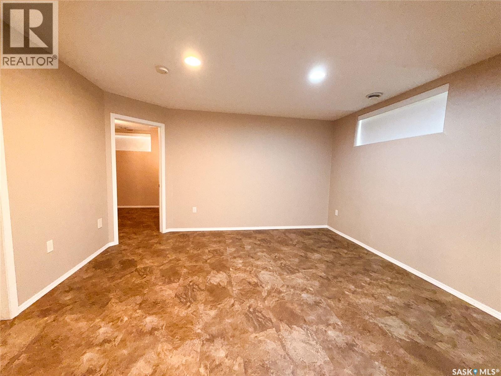 725 Centre STREET, Shaunavon — photo 14