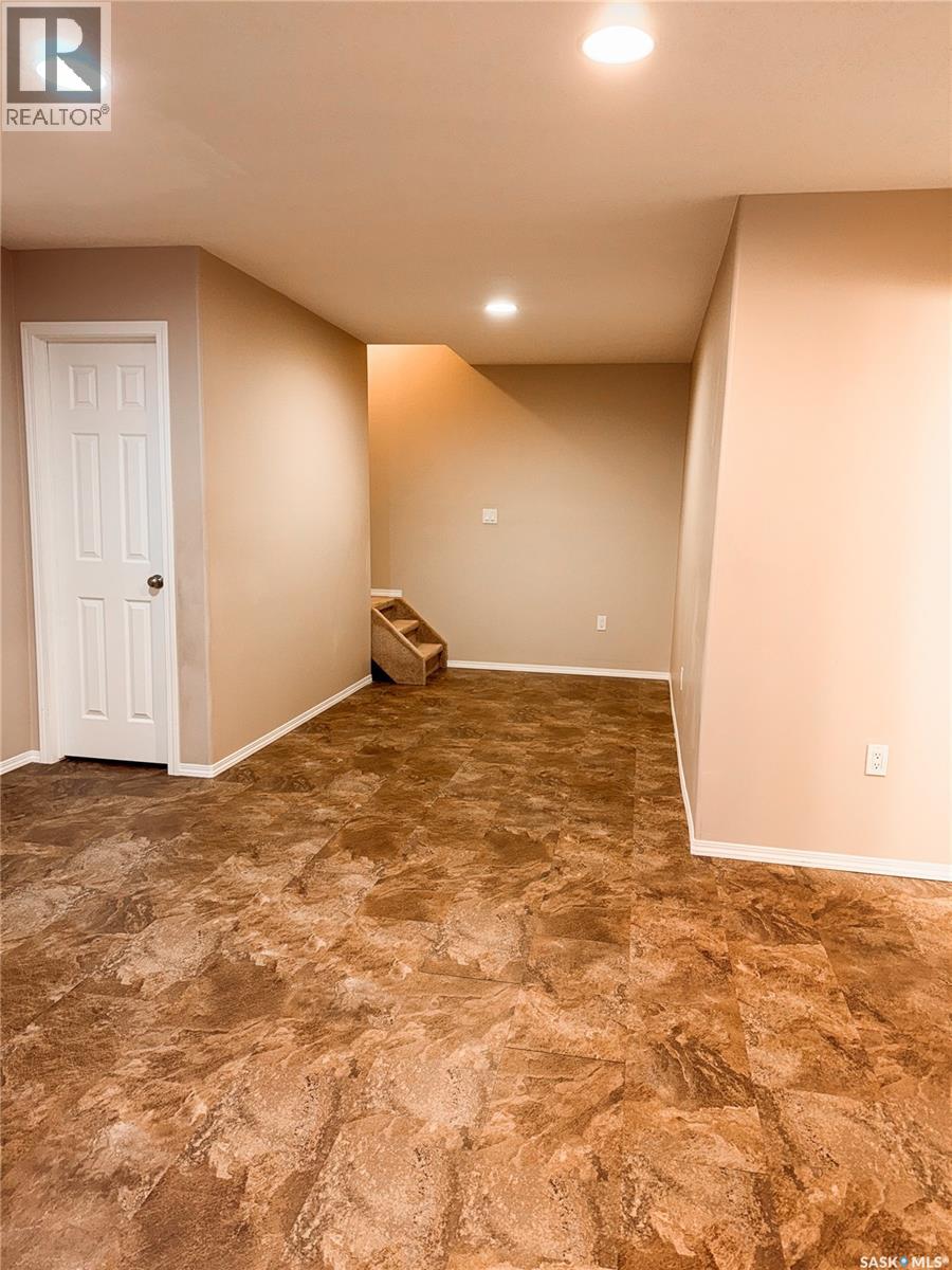 725 Centre STREET, Shaunavon — photo 16