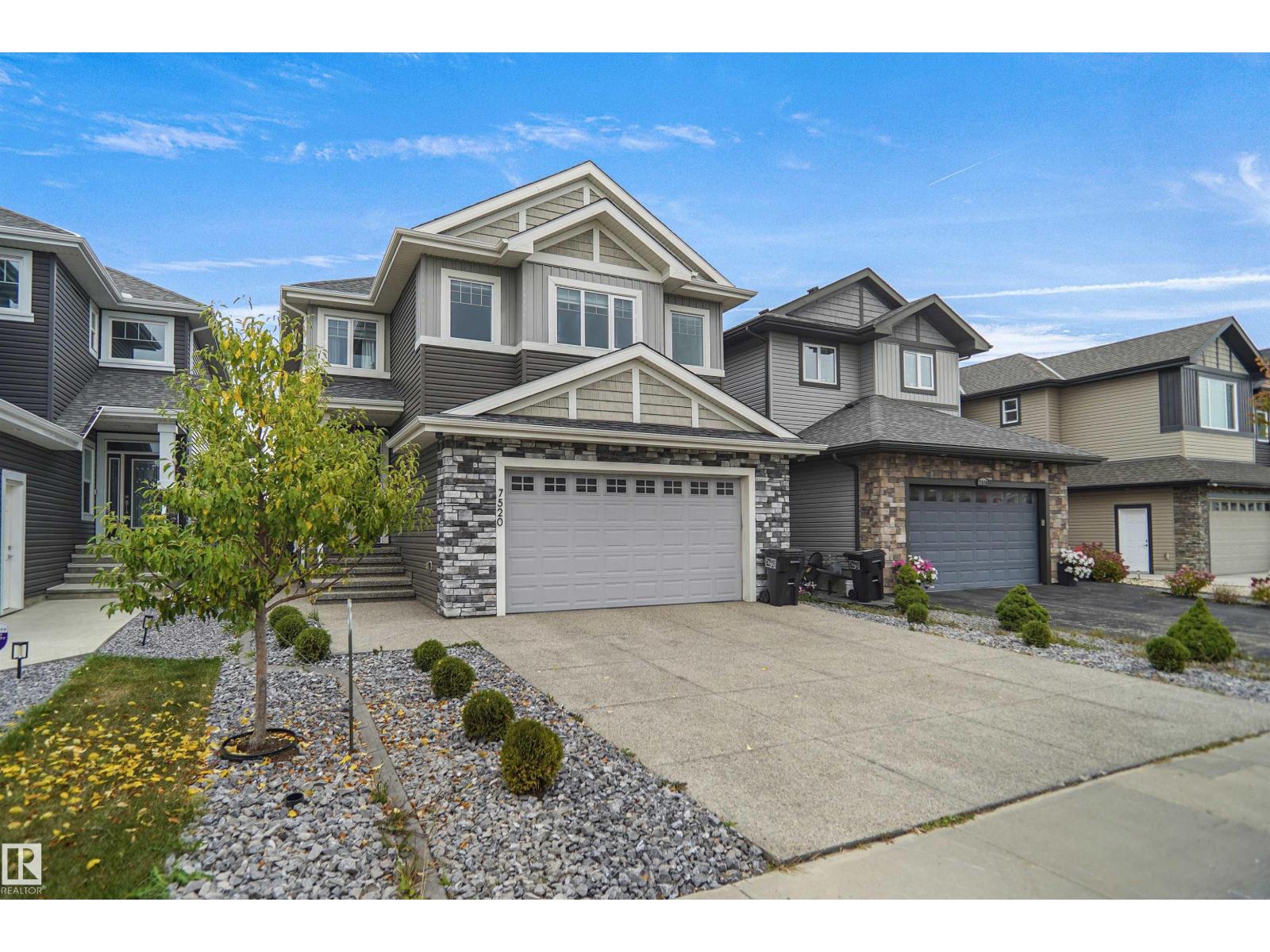 7520 174 AV NW - 2