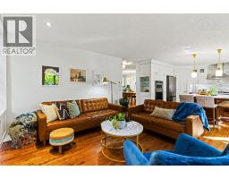 5pc Bathroom - 18603 Chaparral Manor Se, Calgary, AB T2X3L2 Photo 7
