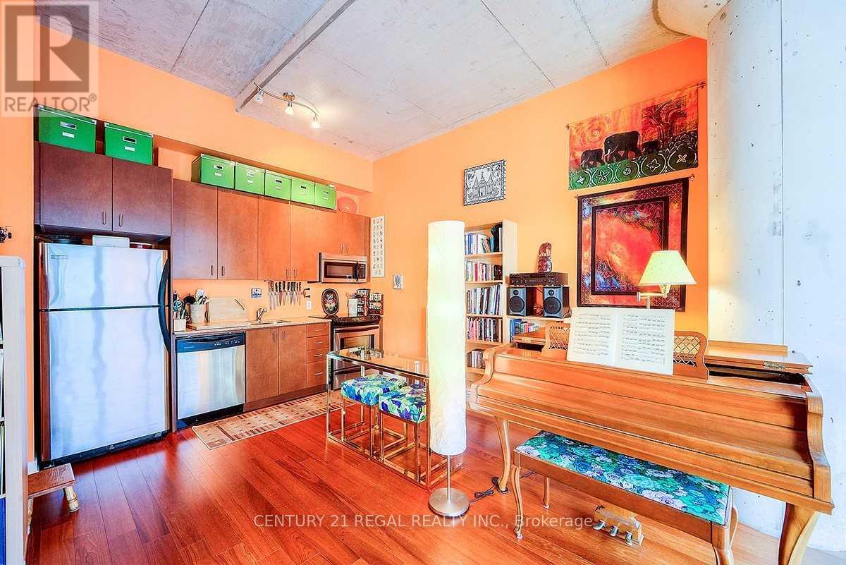 205 - 201 CARLAW AVENUE, Toronto (South Riverdale) — photo 2