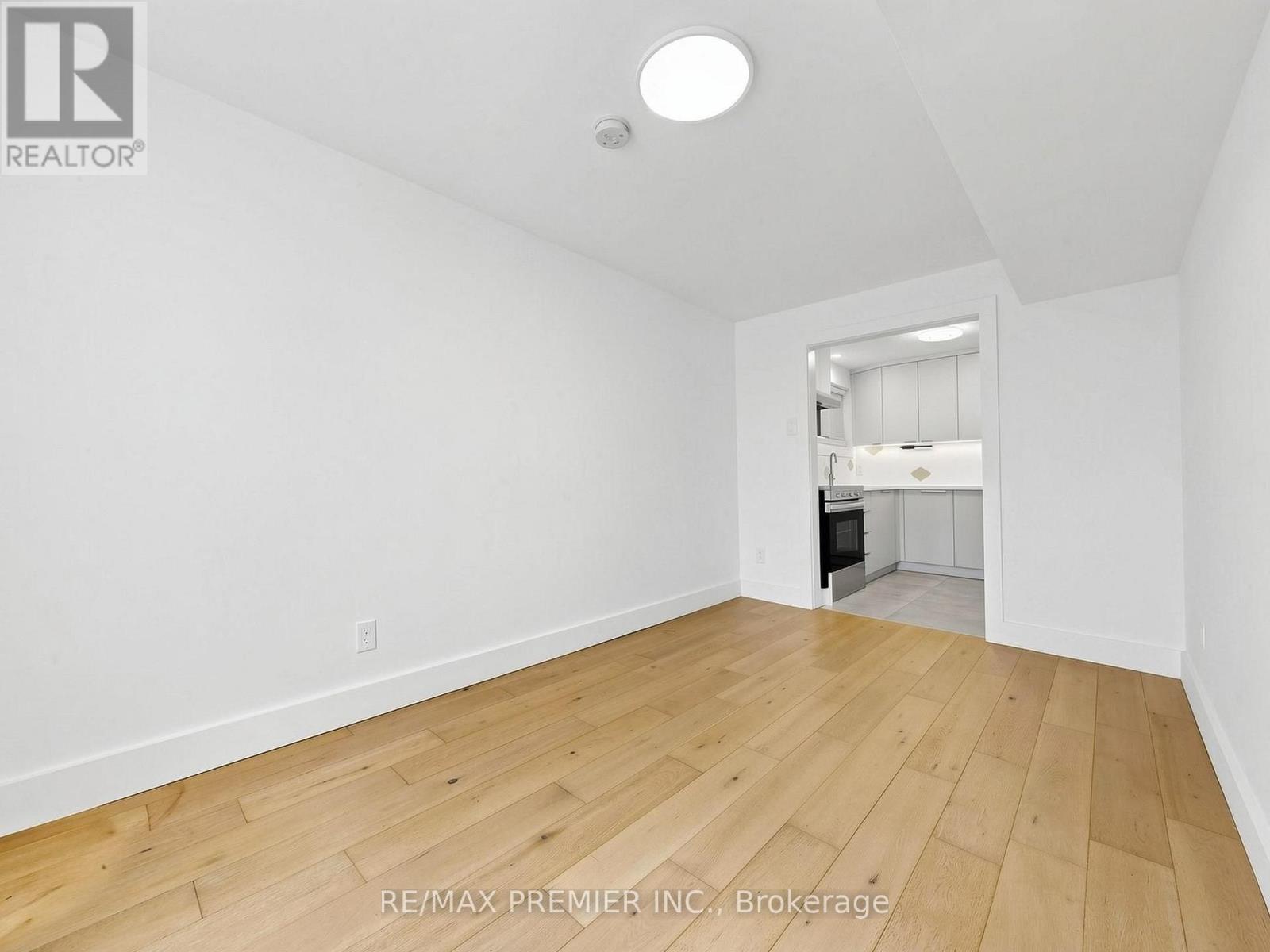 BASEMENT - 45 CROHAM ROAD, Toronto (Briar Hill-Belgravia) — photo 4