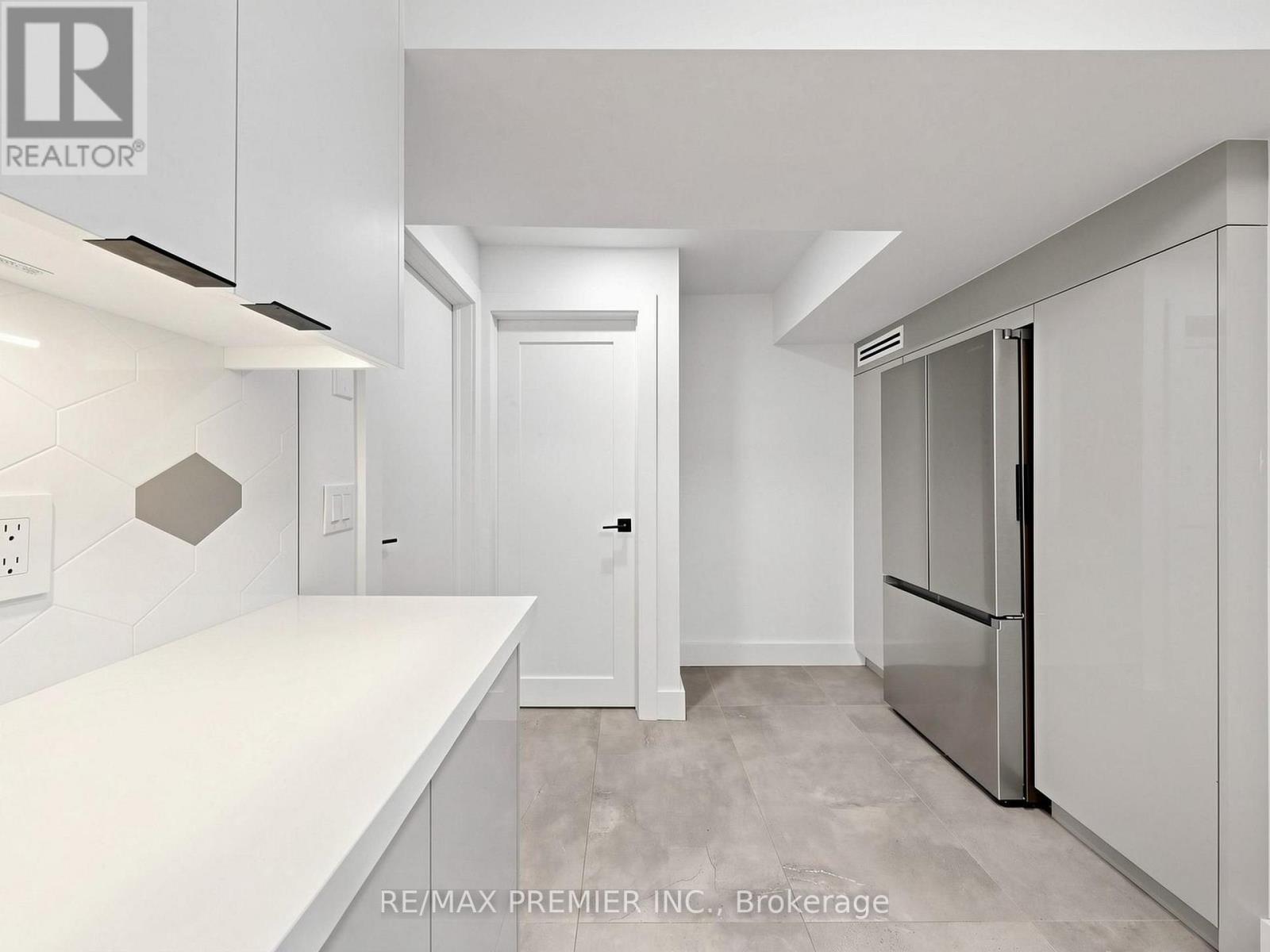 BASEMENT - 45 CROHAM ROAD, Toronto (Briar Hill-Belgravia) — photo 5