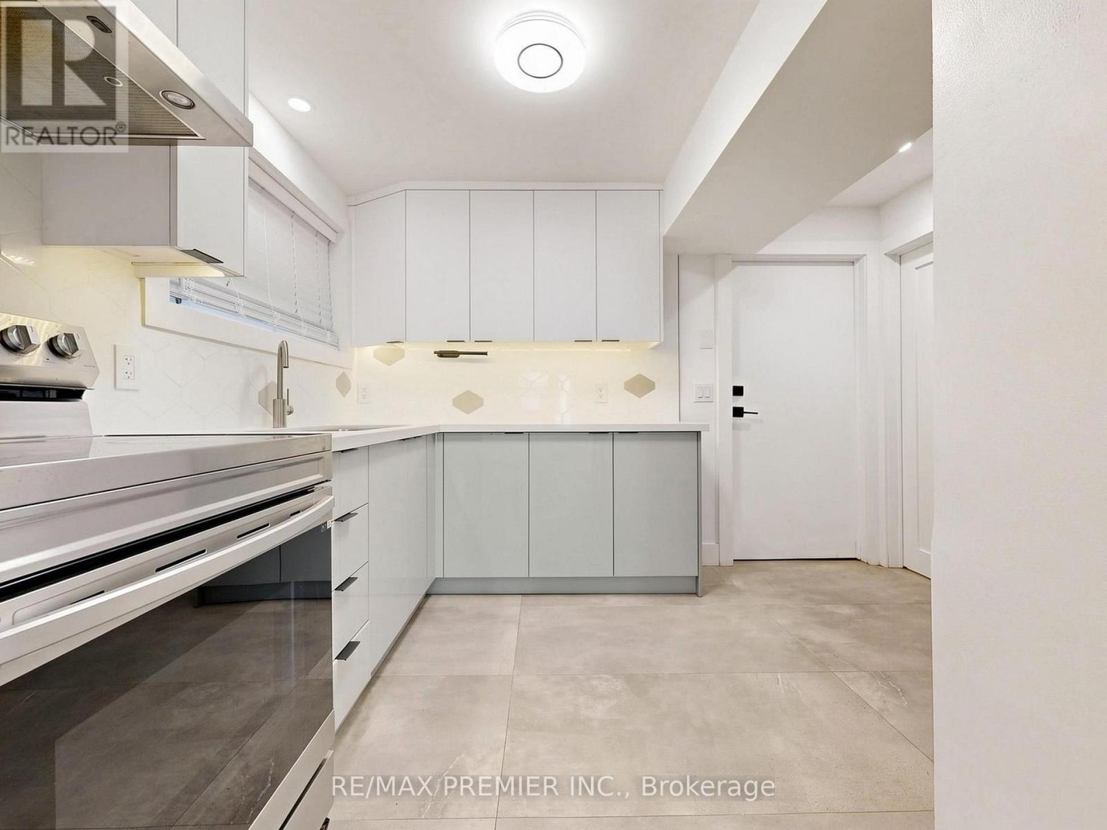 BASEMENT - 45 CROHAM ROAD, Toronto (Briar Hill-Belgravia) — photo 6