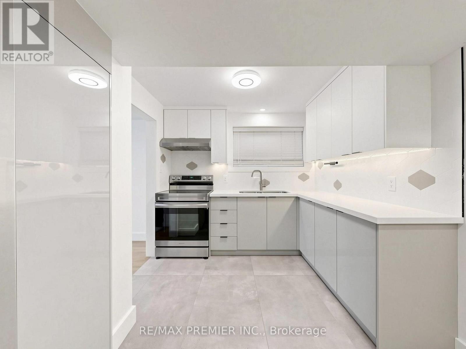 BASEMENT - 45 CROHAM ROAD, Toronto (Briar Hill-Belgravia) — photo 8