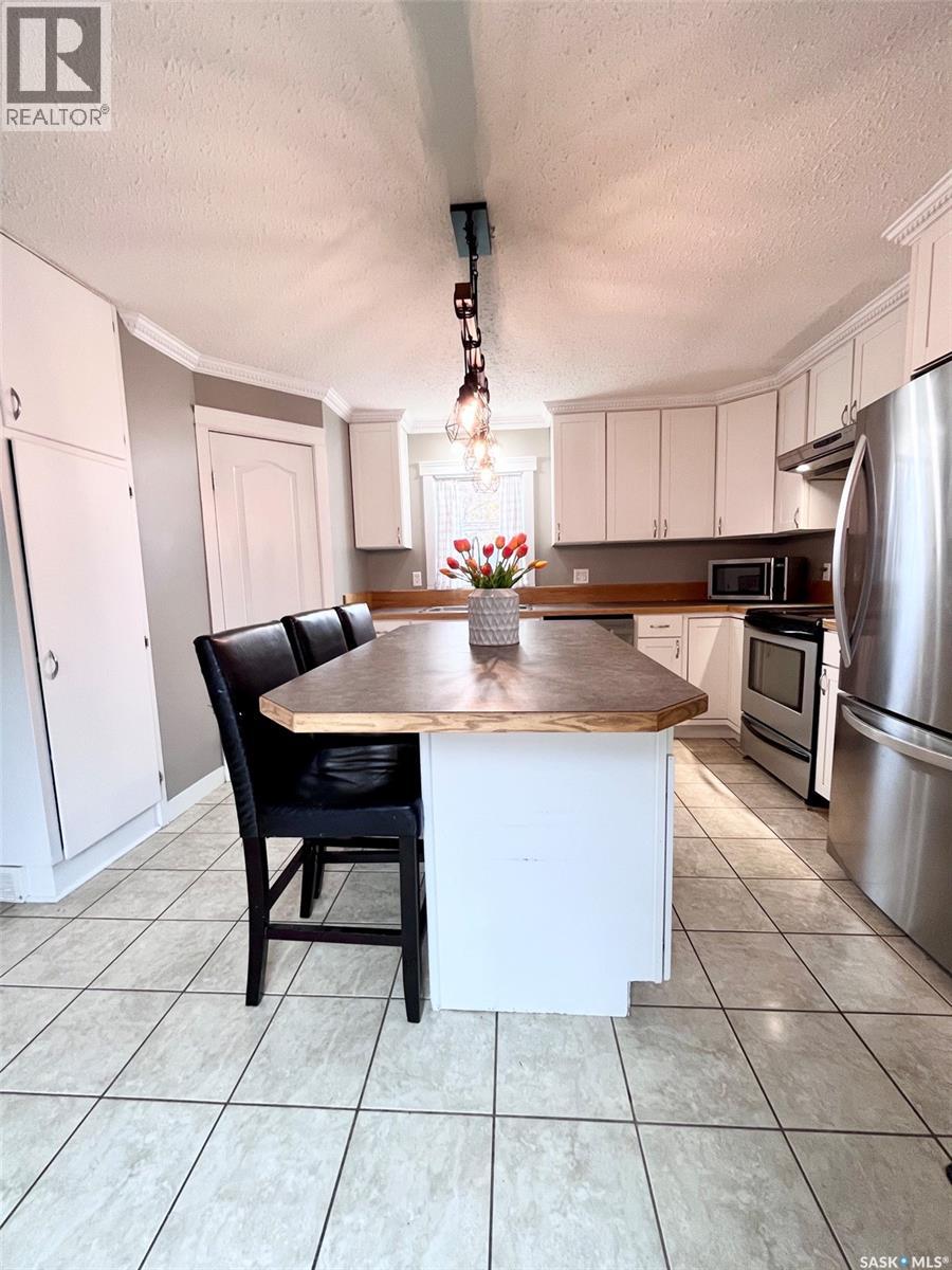 477 22nd STREET E, Prince Albert Saskatchewan — photo 6