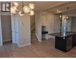 187 Lanark Gate SE - photo 4
