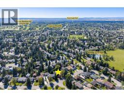 544 BROOKMERE Crescent SW - photo 3