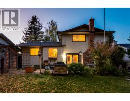 544 BROOKMERE Crescent SW - photo 36