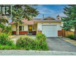 36 Coach Manor Rise SW - photo 2
