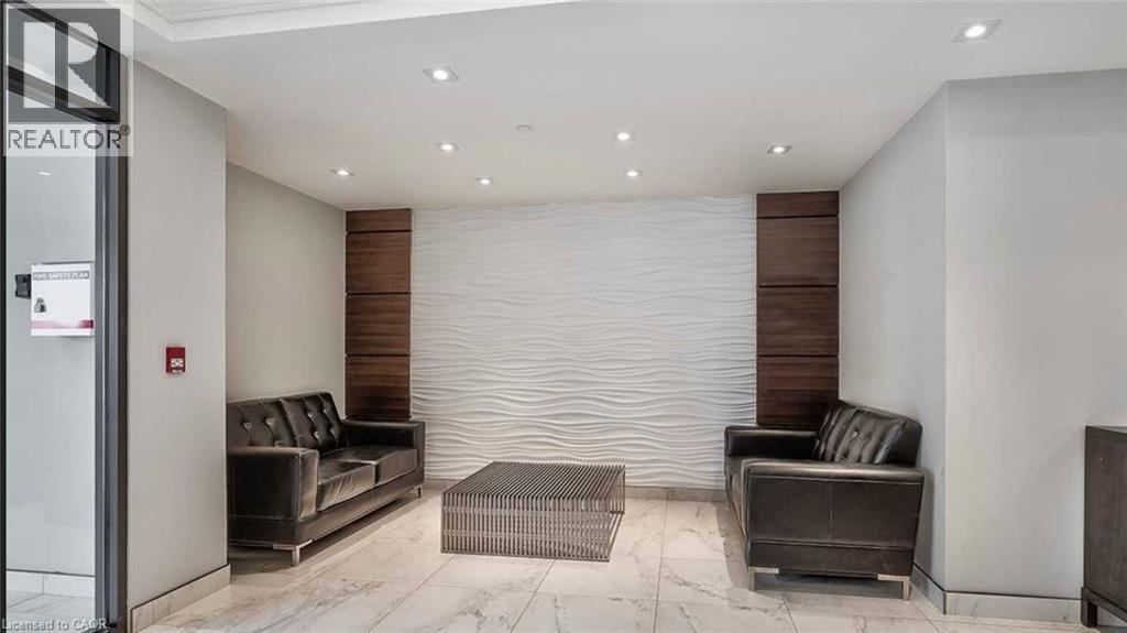 620 SAUVE Street Unit# 406, Milton — photo 3