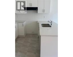 Kitchen - 19 Lemon Avenue, Niagara Falls, ON L0S1K0 Photo 8