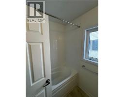 19 Lemon Avenue, Niagara Falls, ON L0S1K0 Photo 17