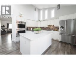 Bedroom - 162 Maclaren Crescent, Fort Mcmurray, AB T9K1J8 Photo 11