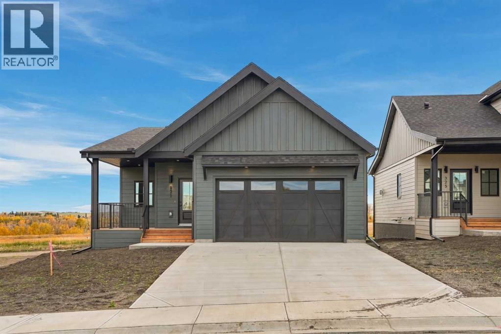 321 Flare Avenue, Diamond Valley, Alberta, T0L2A0