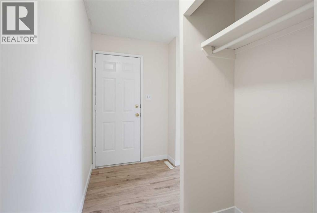 Listing photo – 407 Terrace Park, Red Deer