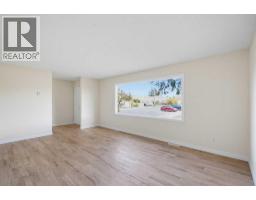 Kitchen - 407 Terrace Park, Red Deer, AB T4N1V8 Photo 6