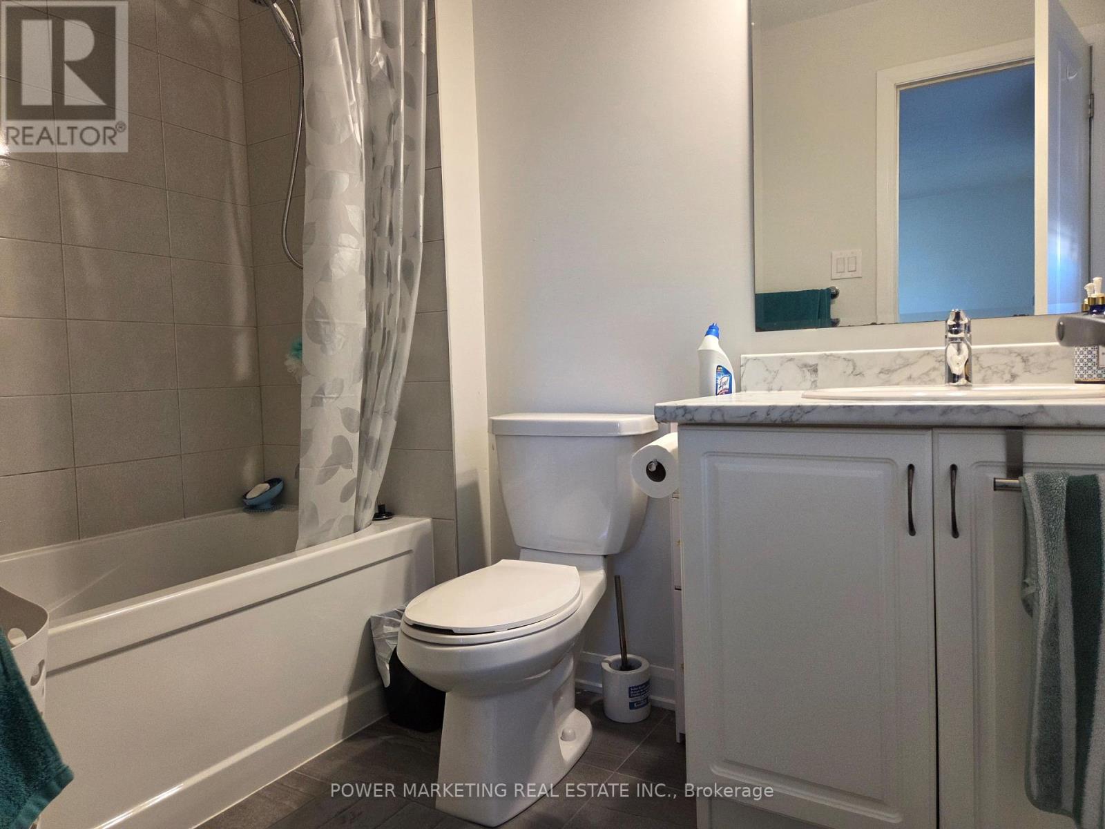 571 Lilith Street — photo 13