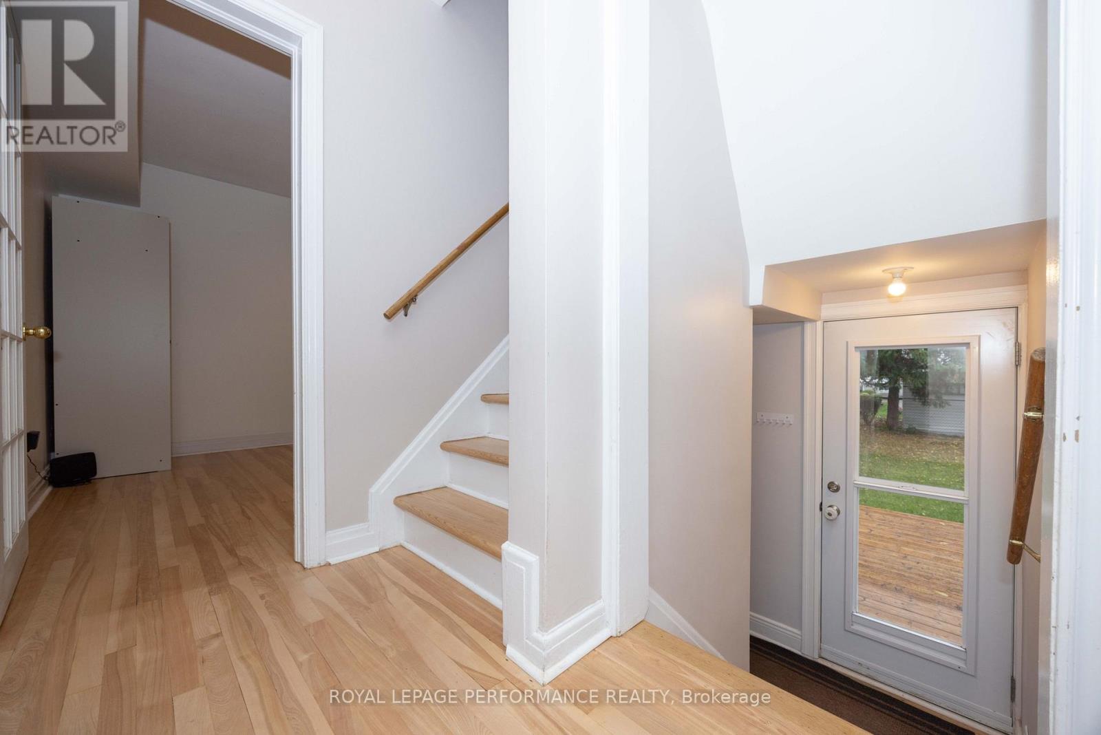 340 St-Denis Street