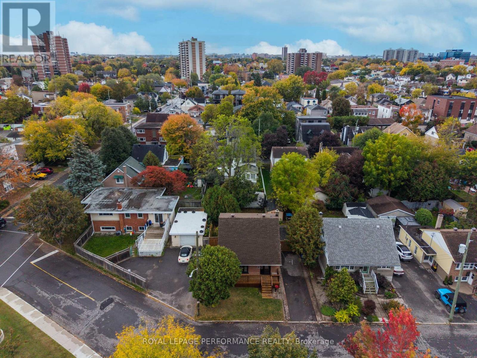 340 St-Denis Street