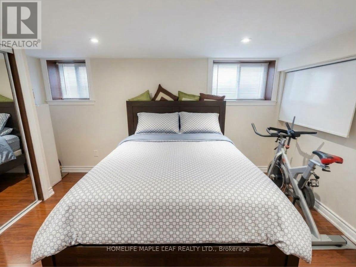 600 OAKWOOD AVENUE - 24