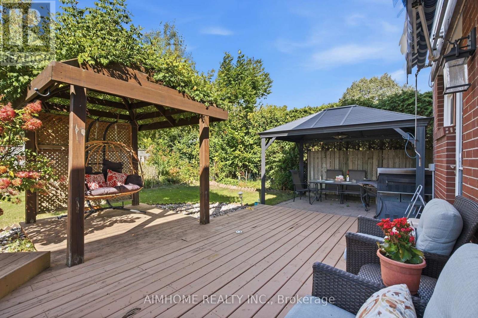 18 HAVILAND DRIVE - 6