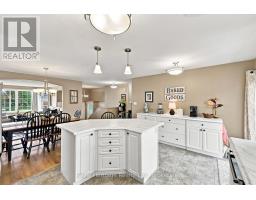 Foyer - 10 Fox Den Drive, Brighton, ON K0K1H0 Photo 12