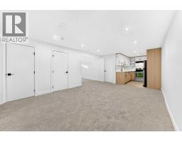 911 Penmeadows Road Se, Calgary, AB T2H3R1 Photo 26
