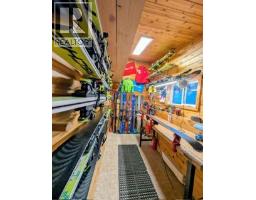 2143 Panorama Drive, Panorama, BC V0A1T0 Photo 11