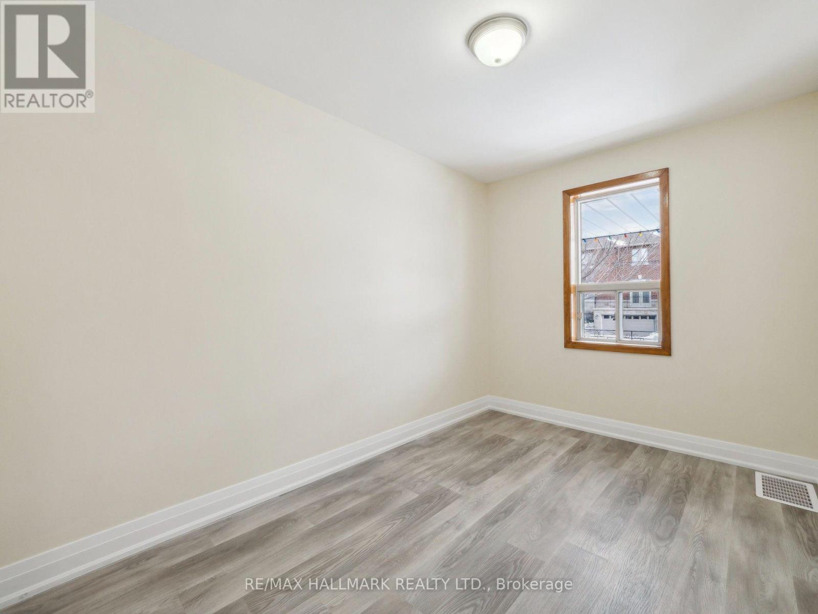 1132 Glengrove Avenue — photo 22