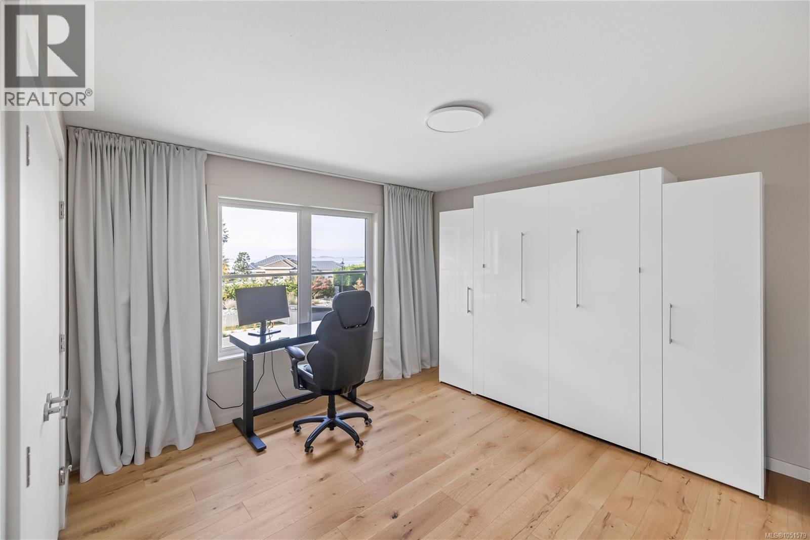7393 Sunbury Rd, Lantzville - Image 1