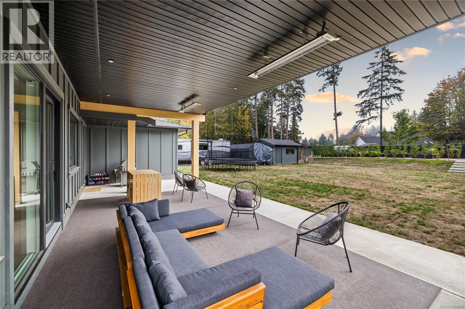 7393 Sunbury Rd, Lantzville - Image 1