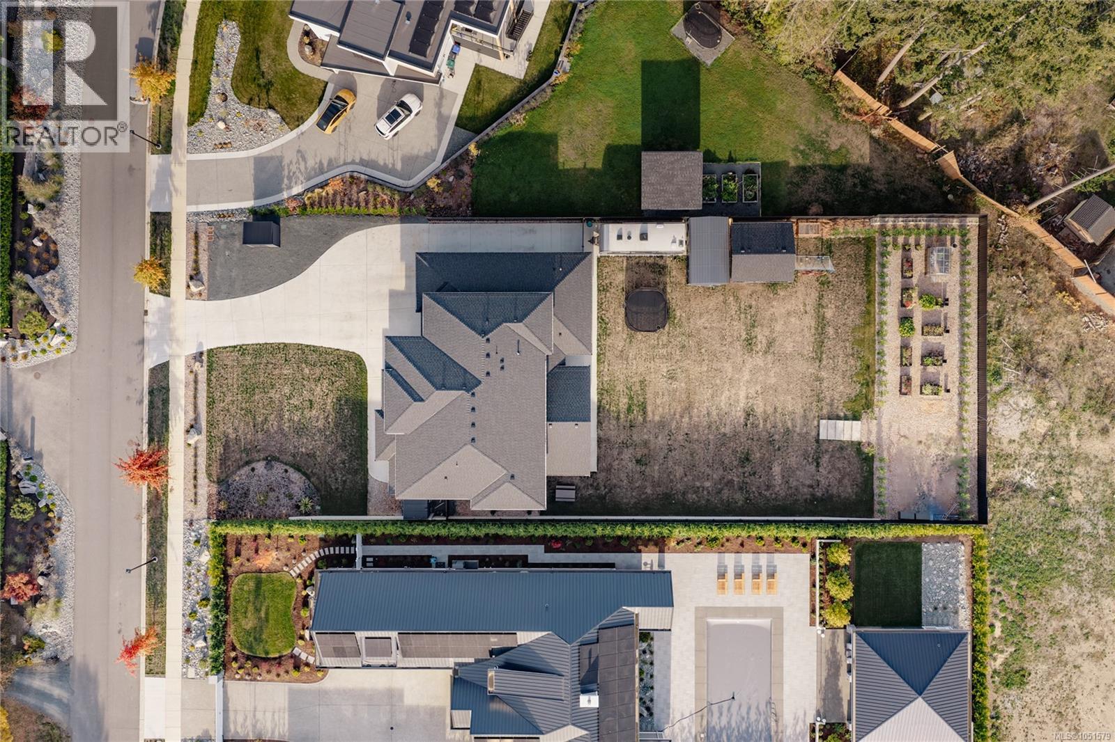 7393 Sunbury Rd, Lantzville - Image 1