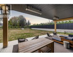 Kitchen - 7393 Sunbury Rd, Lantzville, BC V0R2H0 Photo 19