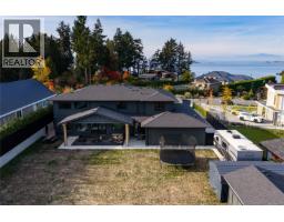 7393 Sunbury Rd, Lantzville, BC V0R2H0 Photo 72