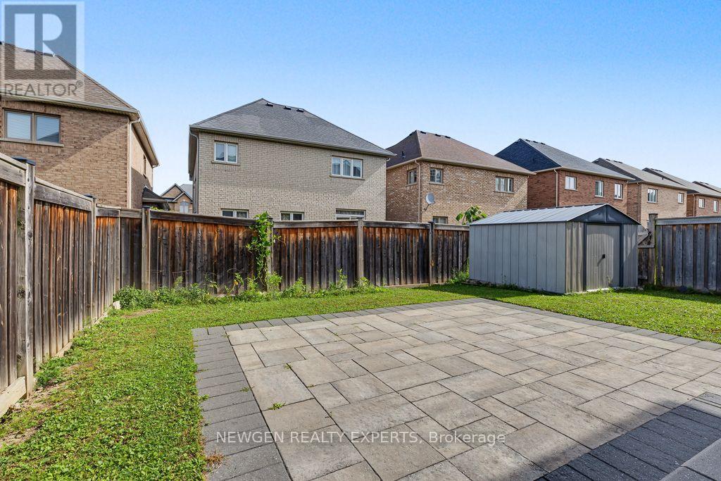 43 LONE ROCK CIRCLE - 45