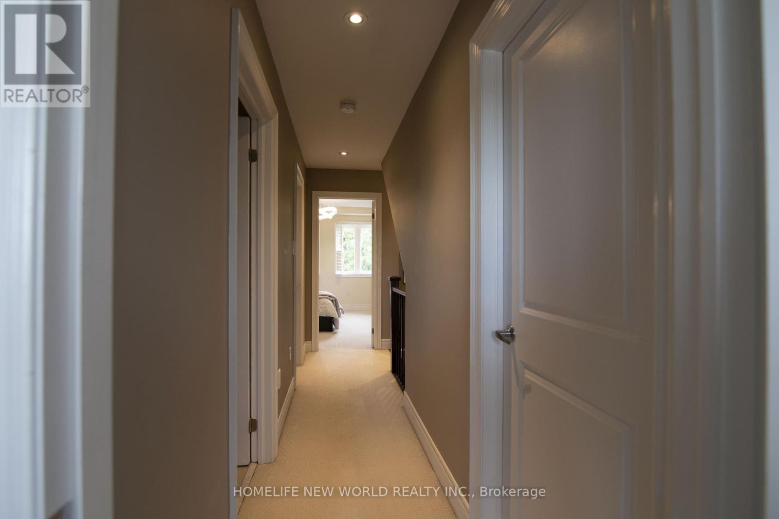 585A Oxford Street, Toronto, ON photo 12