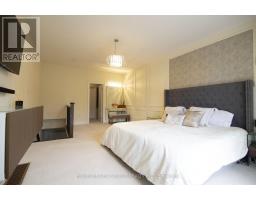 585a Oxford Street, Toronto, ON M8Y1E6 Photo 17