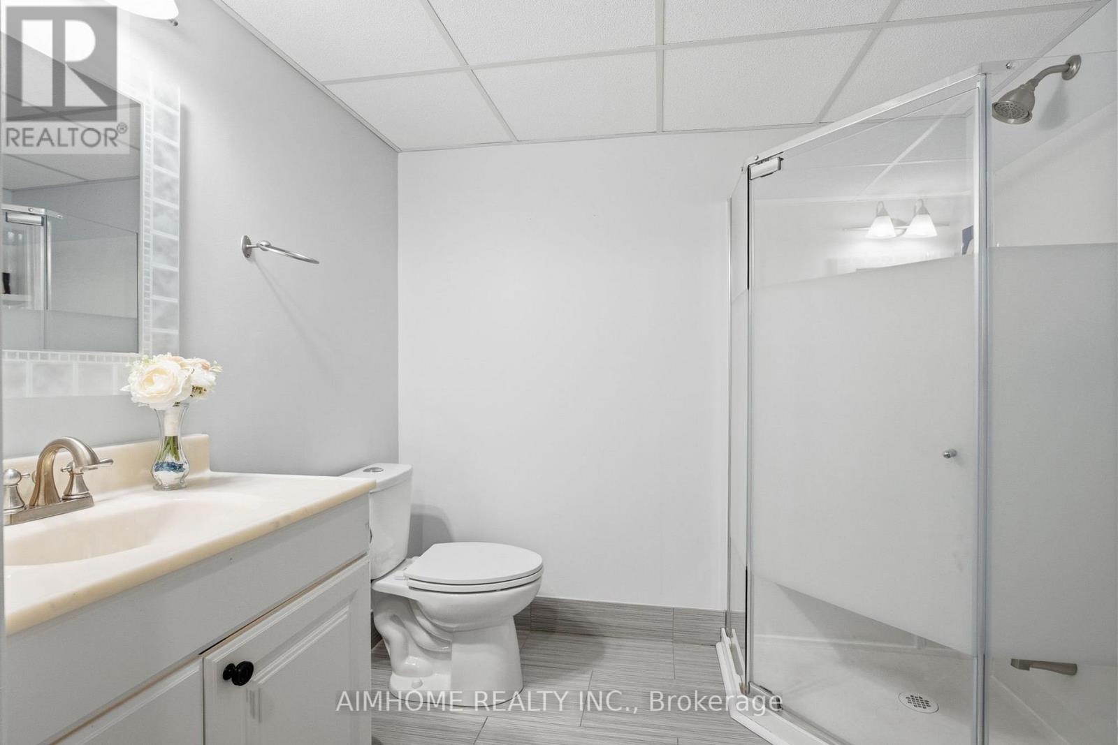 18 HAVILAND DRIVE - 29